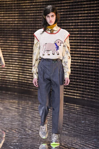 Look 20